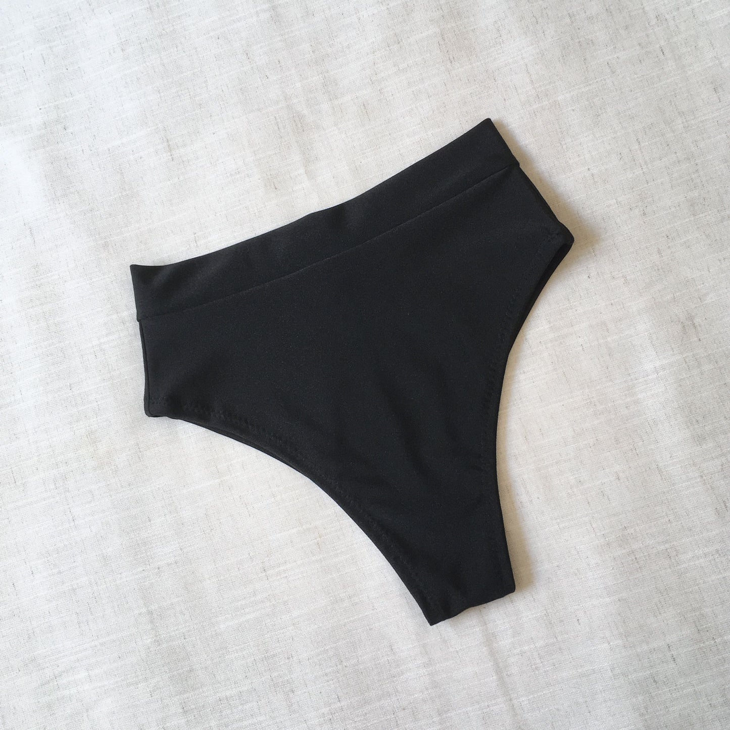 Conjunto bikini Tulipa bandeau (varios colores disponibles)
