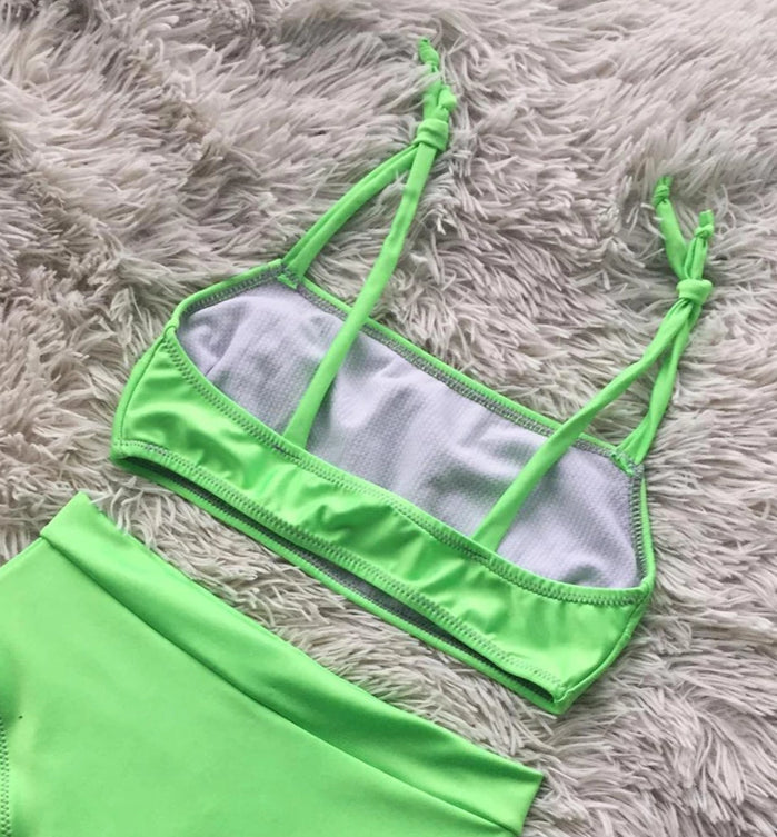 Top Bikini NEO verde fluo en stock